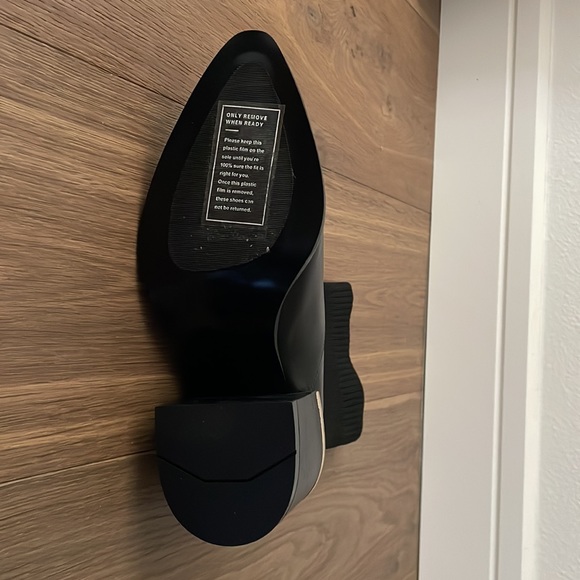 Universal Standard Boots- New without Box, never worn. Size 7, run small. - Picture 3 of 7